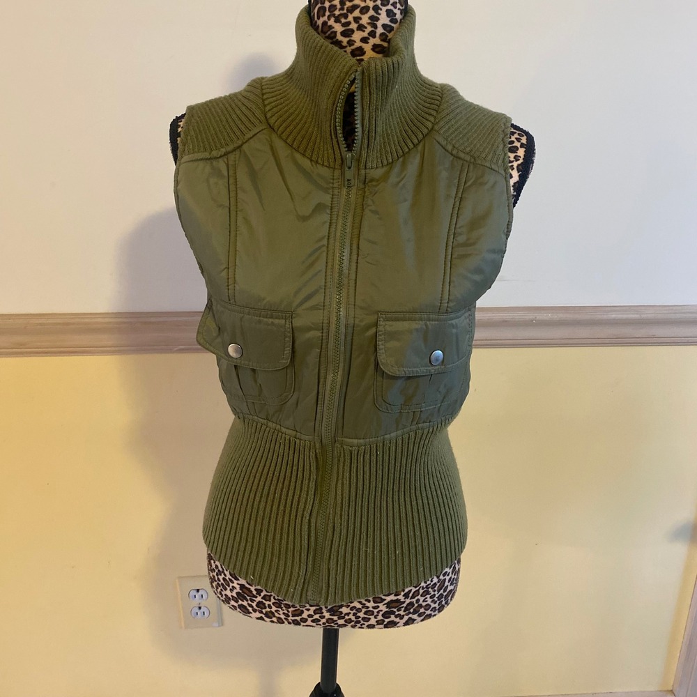 Aryeh Padded Knit Vest Green Mock Neck Zip Pockets Women's L